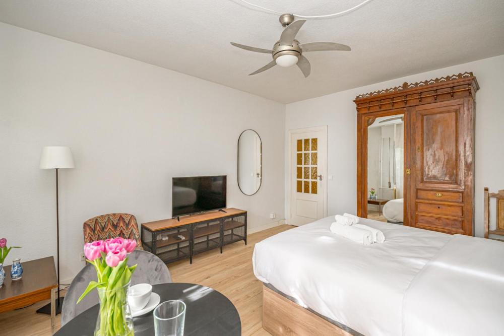Madrid Rio Rooms Exterior foto